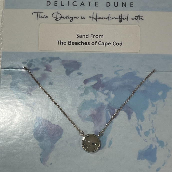 Delicate Dune Round Necklace