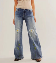 Daisy Wide Leg Boyfriend Jeans