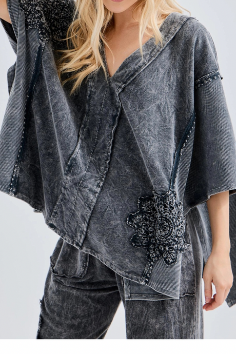 Vintage Seaside Top-LARGE ONLY