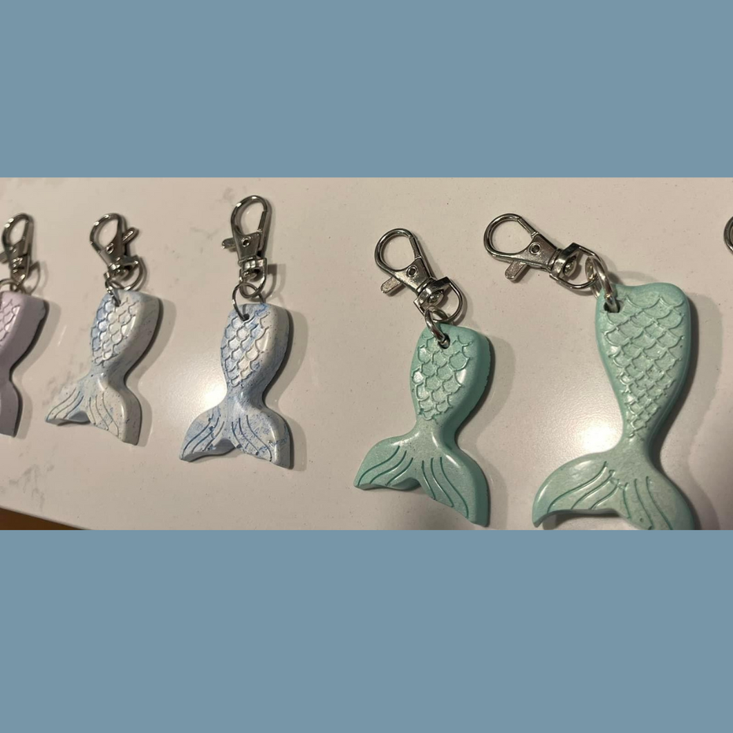 Handmade Resin Mermaid Tail Keychain/ Zipper Pull